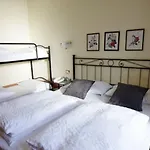 Paradiso فندق بروناتي