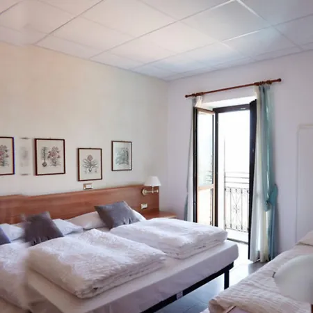 Paradiso 3* Брунате