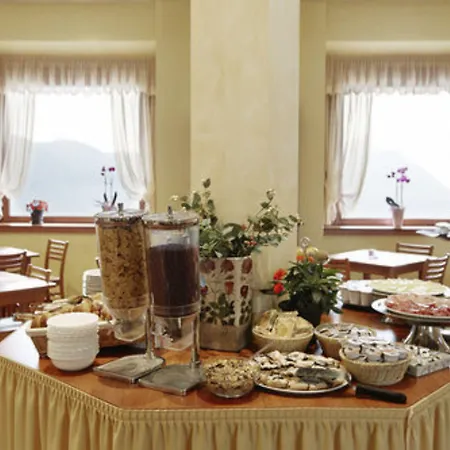 Paradiso Ξενοδοχείο 3*